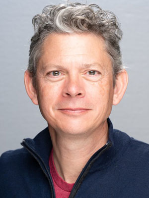 A headshot featuring Thomas Goetz